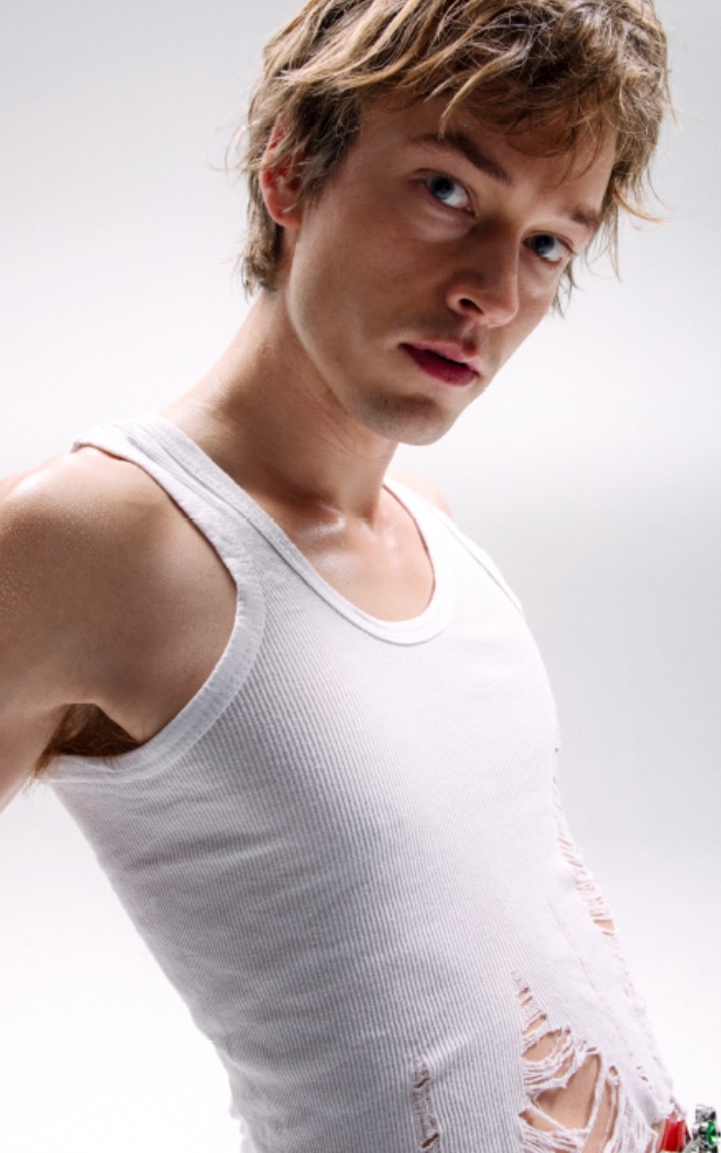 DENMARK'S MOST CELEBRATED LGBT+ ARTIST ASBJØRN RELEASES ’HE'S DANCING SO WELL (I'M BETTER)’