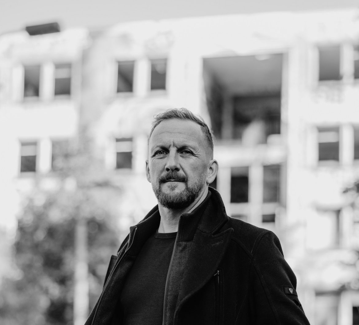 Torsten Kanzler drops new single Close Your Eyes