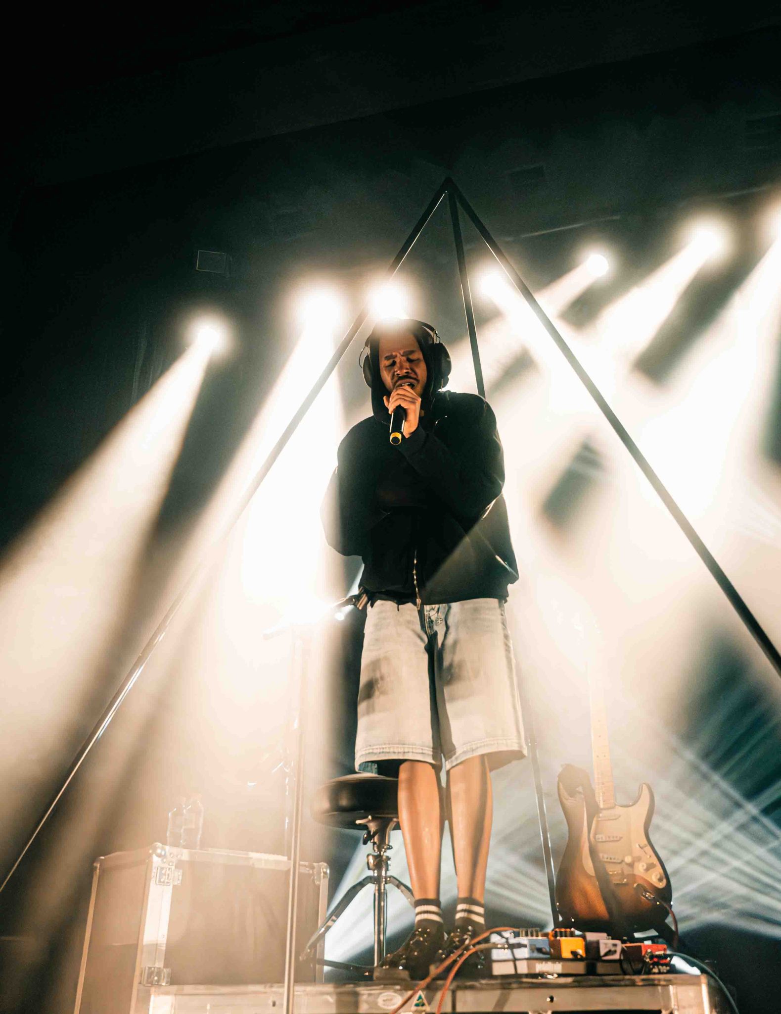 Montell Fish Mesmerizes Melbourne with Deep, Vulnerable Show